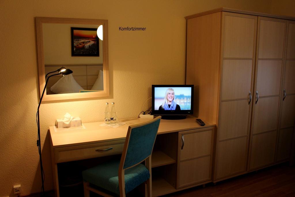 Legend Hotel Biebesheim am Rhein Номер фото
