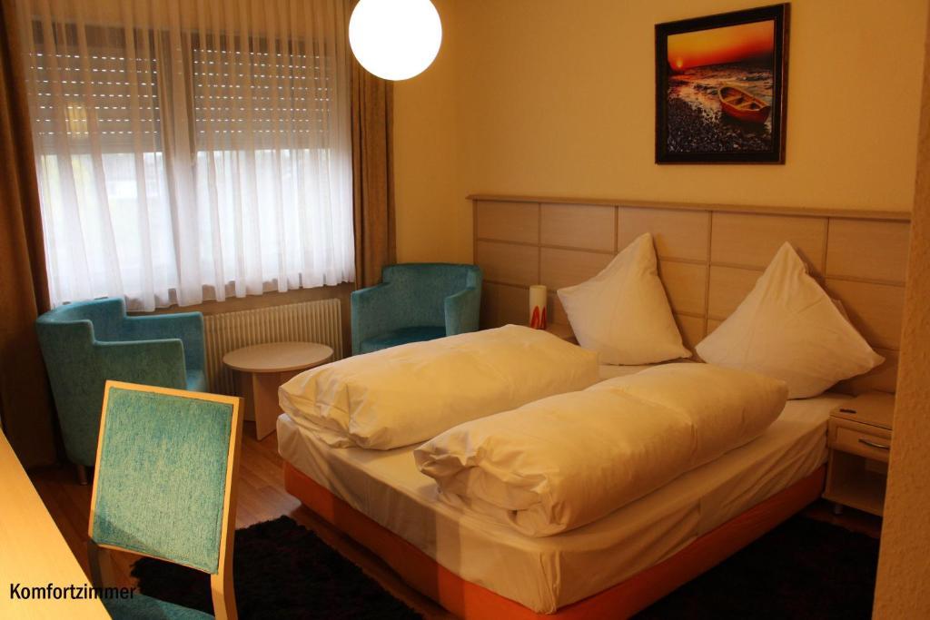 Legend Hotel Biebesheim am Rhein Номер фото